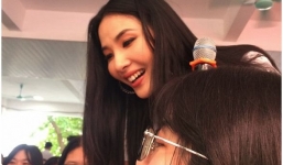 Nhan sắc Hoàng Thùy khi bị chụp lén bằng cam thường khiến fan bấn loạn