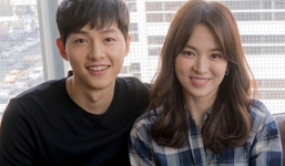 Song Hye Kyo ngỡ ngàng khi nhận tin nhắn ngầm của Song Joong Ki 