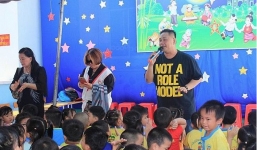 Minh Béo than thở vì tin đồn sân khấu bị dẹp sau ồn ào