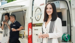 Lexus của ông Đặng Lê Nguyên Vũ 'hộ tống' Mai Phương Thúy đi sự kiện