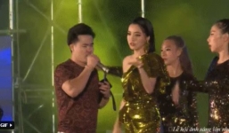 Bạn gái tin đồn của Shark Khoa ngơ ngác vì sự cố trên sân khấu