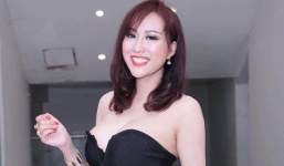 Hậu bị chê làm lố, Phi Thanh Vân tung ảnh khoe nhan sắc đẹp bất chấp tuổi tác