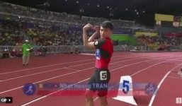 Hài hước múa quạt trước lúc thi, VĐV Việt Nam làm nên lịch sử khi giành HCV