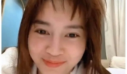 Nửa đêm, Ninh Dương Lan Ngọc tung clip trong phòng ngủ khiến fan muốn xỉu