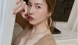 Tình cũ Trường Giang diện váy ren xuyên thấu, mạo hiểm với góc chụp hớ hênh