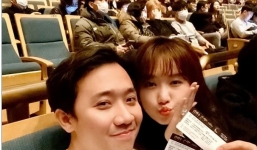 Hari Won vô tư chụp ảnh giữa dịch virus corona, gây chú ý lại là chi tiết vô cùng đặc biệt