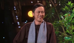 Hoài Linh bị khán giả chen lấn, xô đẩy và cách hành xử mới đáng nể phục