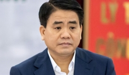 Chủ tịch Hà Nội gọi điện cho cô gái nhiễm covid-19 làm rõ thông tin đến khai trương Uniqlo