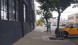 Bước ra đường, bàng hoàng thấy cảnh tượng chưa từng có, ai cũng sững sờ khi biết lý do