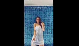 Táo bạo như Hồ Ngọc Hà, chỉ khoác mỗi khăn tắm, nhảy cực sung