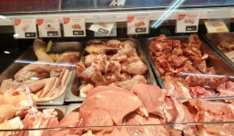 Tin tức kinh doanh 24h: Giá thịt lợn ở chợ giảm 'nhỏ giọt', Giá mua điện mặt trời mới