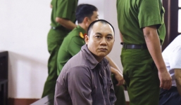 Vụ lùi xe trên cao tốc Hà Nội - Thái Nguyên: Tài xế container bật khóc, kêu oan trước tòa