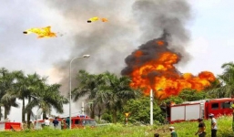 Cháy kho hóa chất ở Long Biên: Có hiện tượng rò rỉ hóa chất 