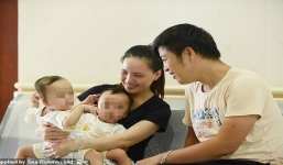 Báo Anh đưa tin về ca mổ tách thành công hai bé song sinh dính liền nhau