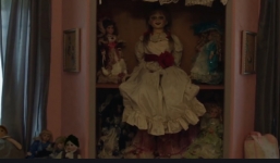 Sự thật búp bê Annabell 'trốn' khỏi viện bảo tàng đang khiến MXH xôn xao