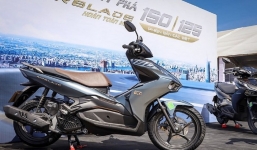 Bảng giá xe Honda Air Blade mới nhất ngày 2/10/2020: Tiếp tục lao dốc, giảm xuyên mức sàn
