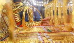 Tin tức kinh doanh hot nhất ngày 12/11: Giá vàng rơi tự do, Ông lớn nước ngoài đổ hàng chục tỷ vào 'cơ ngơi' đại gia Nam Định