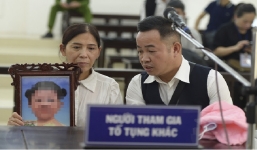 Tin tức pháp luật 24h: Diễn biến mới vụ mẹ đẻ cha dượng bạo hành con gái, Xét xử 19 bị cáo liên quan vụ Tuấn 'Khỉ'