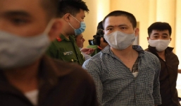 Tin tức pháp luật 24h: Tí 'bà dòm' bị đề nghị đến 15 năm tù, Truy nã 9x gây hàng loạt vụ trộm táo tợn 