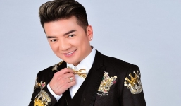 Đàm Vĩnh Hưng than thở vì không kiềm được lòng khiến cả đống tiền ra đi trong chốc lát 