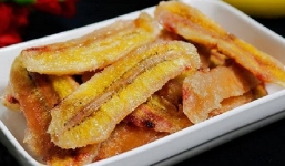 Cách làm mứt chuối thơm ngon cực đơn giản đón Tết Nguyên đán Tân Sửu 2021