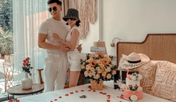 Chán giấu giếm, Lệ Quyên công khai tình tứ cùng bạn trai kém tuổi trong khách sạn