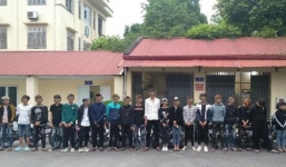 Tin tức pháp luật 24h: Thanh niên bịt biển số xe rồi đi mua tuýp sắt, CSGT ngăn chặn đua xe