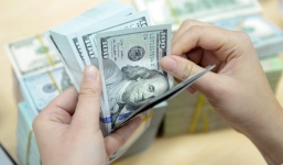 Tin tức kinh doanh 24h ngày 21/7: Giá Bitcoin thủng mốc 30.000 USD, USD chưa ngừng đà tăng