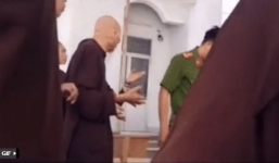 Người đứng đầu Tịnh thất Bồng Lai kéo đệ tử đi làm loạn tìm một 'ni cô' mất tích