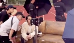 Rò rỉ ảnh Sơn Tùng M-TP quay MV, CĐM choáng vì có cả dàn vệ sĩ vây quanh che chắn