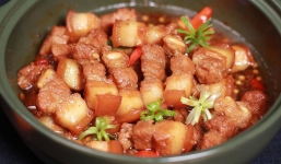 Món ăn quen thuộc chế biến từ thịt lợn vô tình là kẻ thù làm tổn hại sức khoẻ, nhan sắc