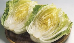 1 loại rau quen thuộc bán đầy ngoài chợ, nhiều người hay ăn nhưng chứa chất gây hại sức khỏe