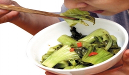 Loại rau bán tràn lan nhiều người hay ăn vô tình gây hại sức khỏe, làm giảm tuổi thọ