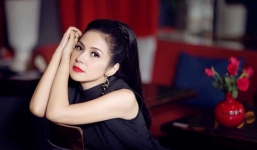 'Nữ hoàng ảnh lịch' Việt Trinh đáp trả khi bị chửi bới vì quá khứ không đúng sự thật