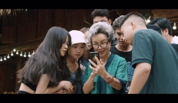 NS Tuyết Liên: 'Tôi làm việc với 40 đạo diễn rồi mà không ai chê'