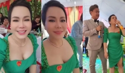 Đi đám cưới, Việt Hương khiến quan viên hai họ ngượng ngùng vì bộ váy 'nổi bần bật'