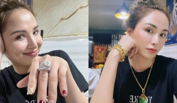 'Hoa hậu thị phi' Diễm Hương khiến CDM lóa mắt với màn khoe vàng, khoe kim cương lấp lánh