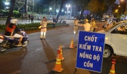 Lái xe không vi phạm, CSGT có được dừng xe kiểm tra nồng độ cồn?