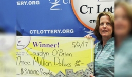 Người trúng xổ số tiết lộ một nhà tiên tri đã dự đoán chính xác về việc trúng giải độc đắc