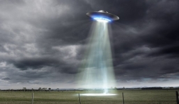 Các nhà khoa học tiết lộ bằng chứng các manh mối cần phát hiện 'tia sáng ngắn trên bầu trời đêm' có thể là dấu hiệu của sự sống ngoài hành tinh