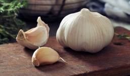 Loại củ rẻ như cho đầy ngoài chợ được ví như 'thuốc tiên' của người nghèo vào mùa đông