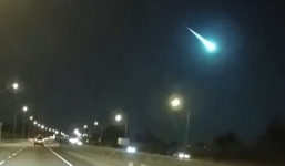 Camera hành trình ghi lại khoảnh khắc đầy kinh ngạc cực kỳ hiếm gặp trên bầu trời đêm