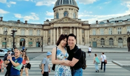 Xả loạt ảnh ôm bụng vợ tại trời Tây, Mạnh Trường vô tình hé lộ 'tài sản' quý khiến bao người ngưỡng mộ