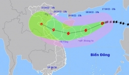 Bão số 6 tăng cấp trên biển Đông, hướng vào miền Trung nước ta
