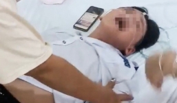 Ăn kẹo người lạ cho, 2 học sinh lớp 6 lên cơn co giật