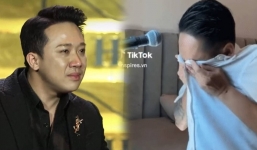Video: Ca sĩ Duy Mạnh khóc nấc khi đang đàn hát, dân tình lập tức gọi tên Trấn Thành