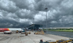 Ảnh hưởng của bão số 1, các hãng hàng không thông báo hủy/trễ hàng trăm chuyến bay