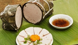 Chỉ sử dụng một lại gia vị có thể phân biệt được giò, chả có chứa hàn the hay không