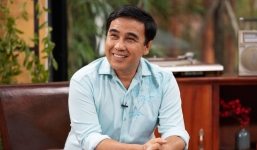 Khoảnh khắc hậu trường tiết lộ rõ sự thật về con người MC Quyền Linh: Dân tình ngả mũ