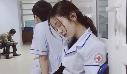 Nữ điều dưỡng Việt ngủ gật xuất hiện trên báo Hàn vì quá xinh